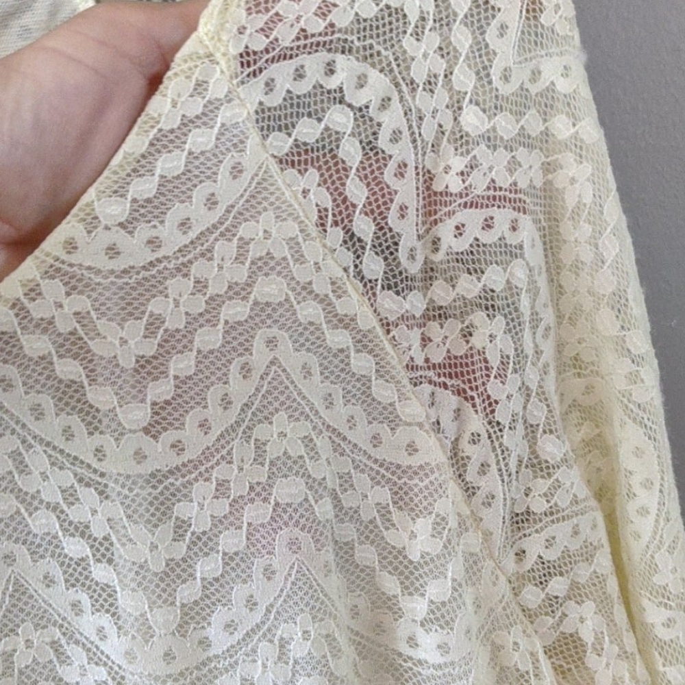 Anthropologie Hazel lace bell sleeved top - Picture 6 of 9